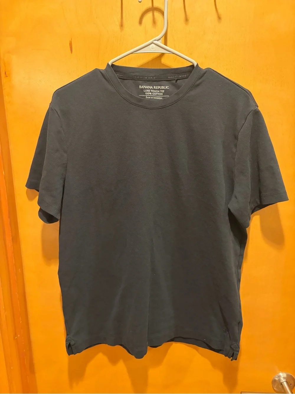 Banana Republic Men's grey Crewneck Short Sleeve Tee luxe touch L